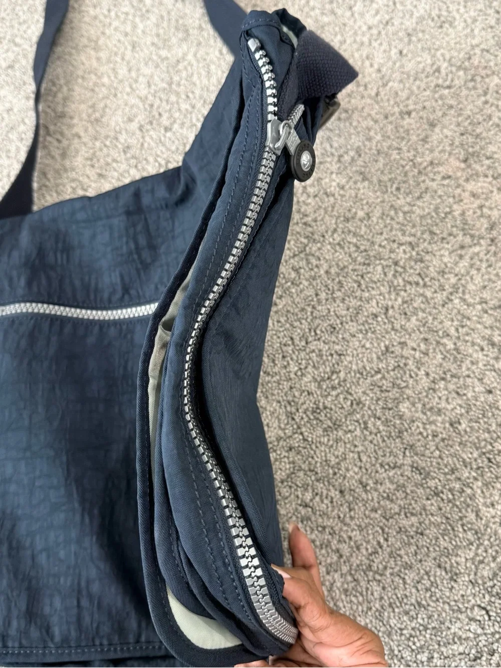 Kipling compact navy